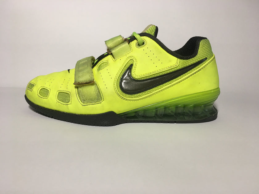 Auroch Perla Notable Nike Romaleos 2 Volt/Sequoia [Multiple Sizes] – ARIAWEAR